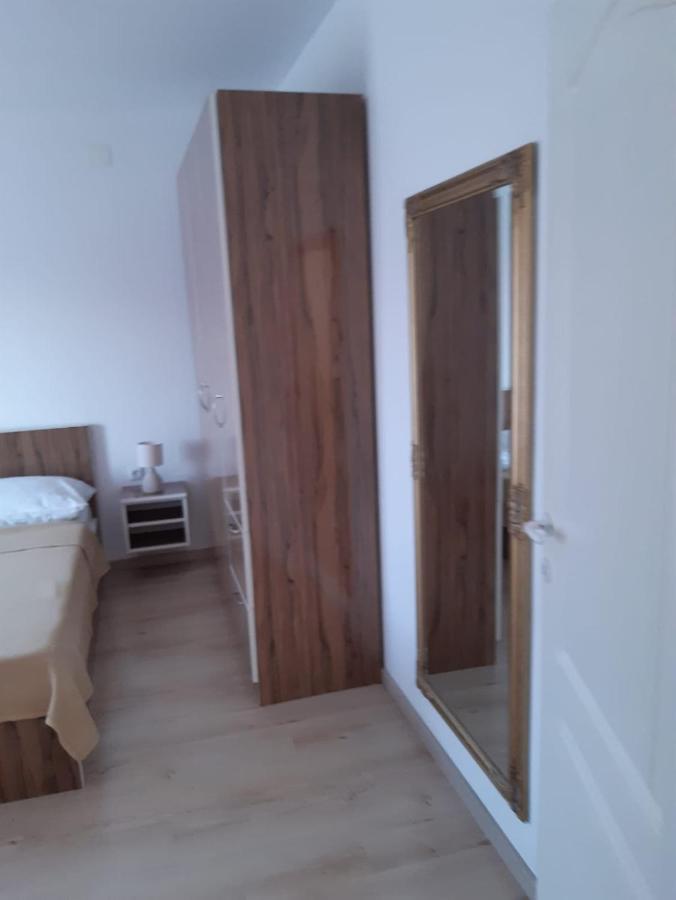 Apartment Luka 비빈제 외부 사진