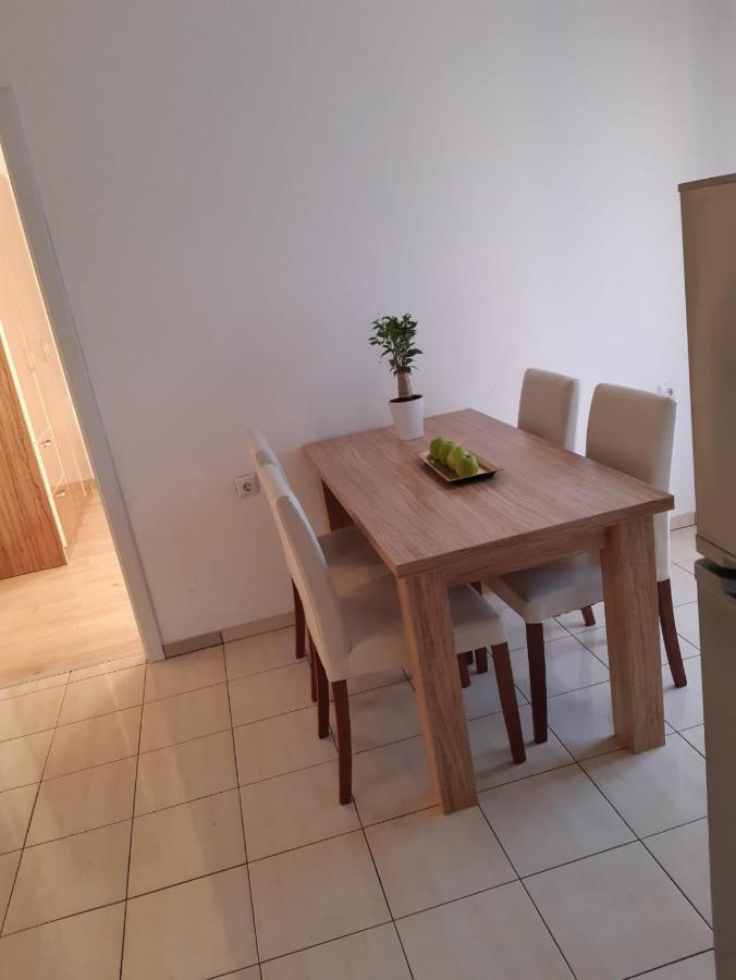Apartment Luka 비빈제 외부 사진