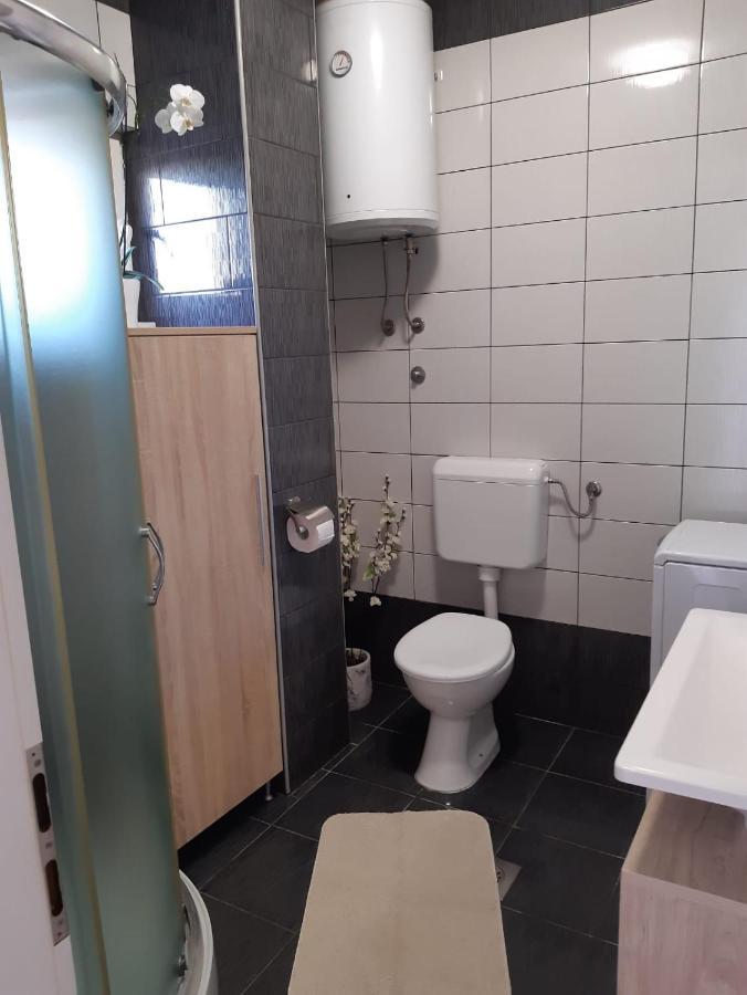 Apartment Luka 비빈제 외부 사진